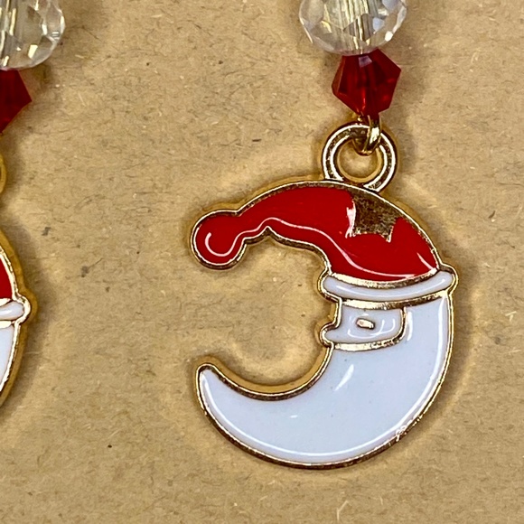 Christmas Holiday Santa Claus Dangle Earrings - Picture 2 of 6